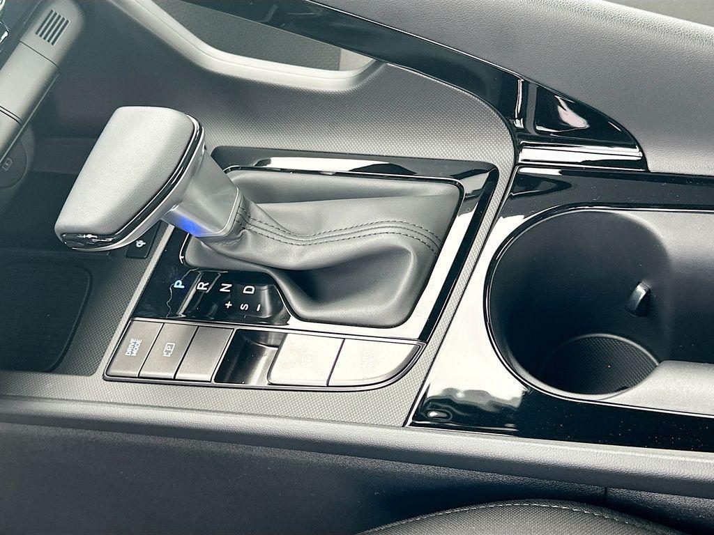 new 2025 Hyundai ELANTRA HEV car, priced at $29,185