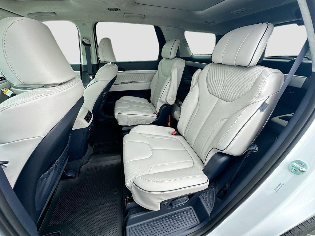 new 2025 Hyundai Palisade car, priced at $53,710