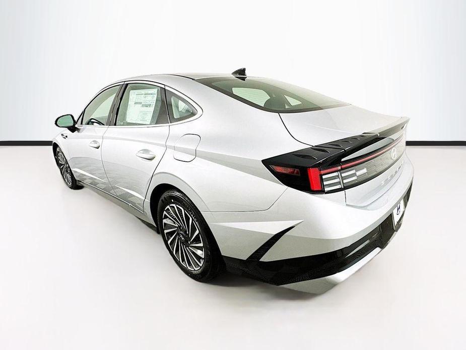 new 2024 Hyundai Sonata Hybrid car, priced at $32,515