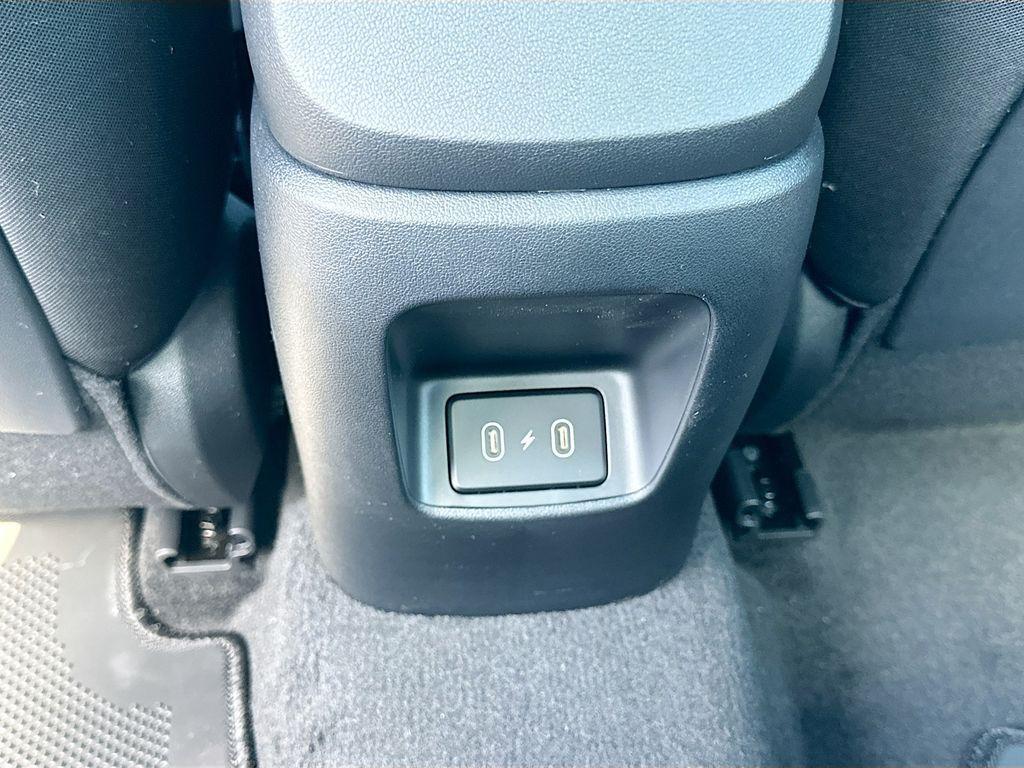 new 2025 Hyundai Elantra car, priced at $24,235