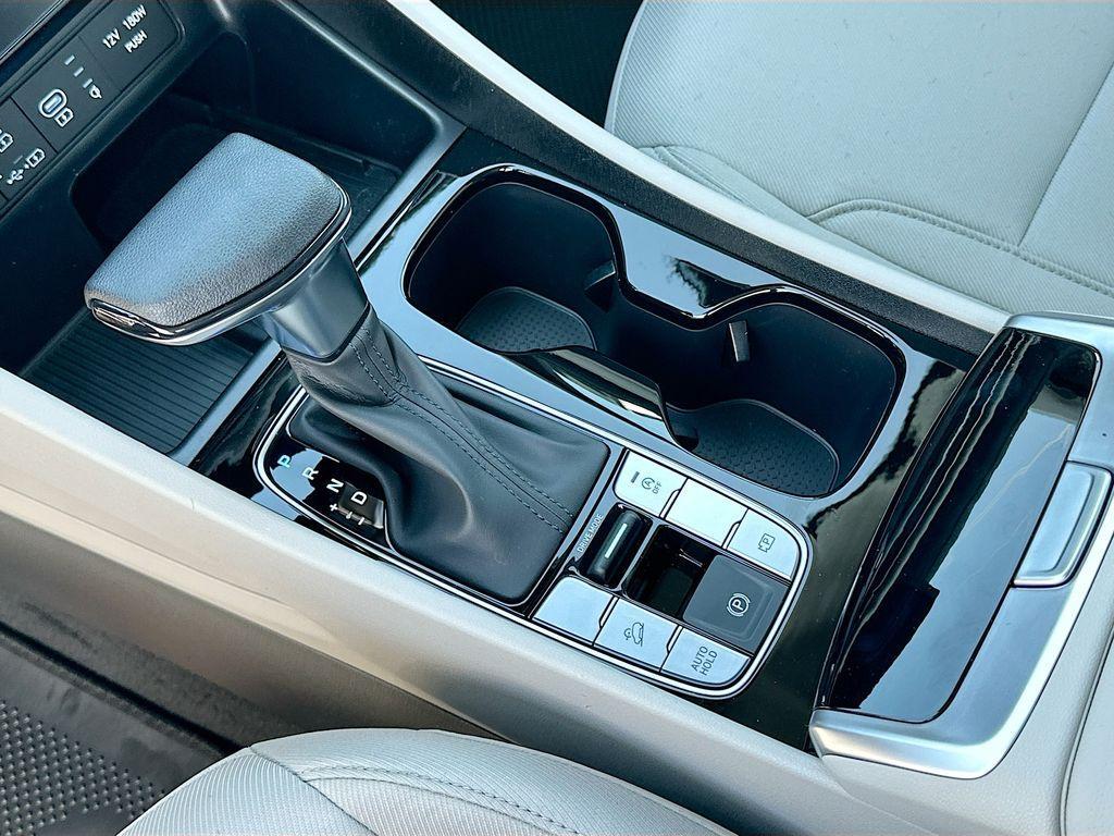 new 2025 Hyundai Tucson car, priced at $32,850