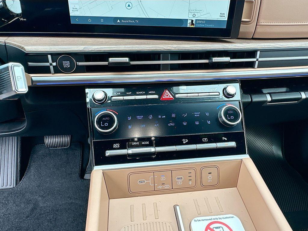 new 2025 Hyundai SANTA FE HEV car, priced at $47,495