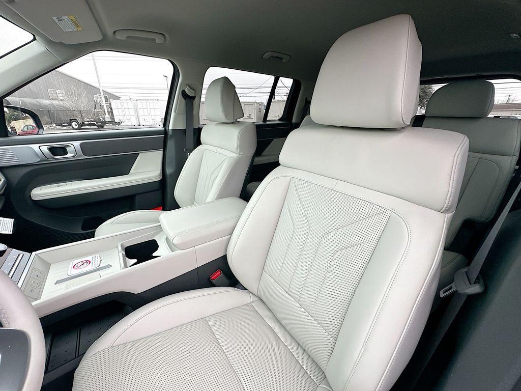 new 2025 Hyundai Santa Fe car, priced at $38,860