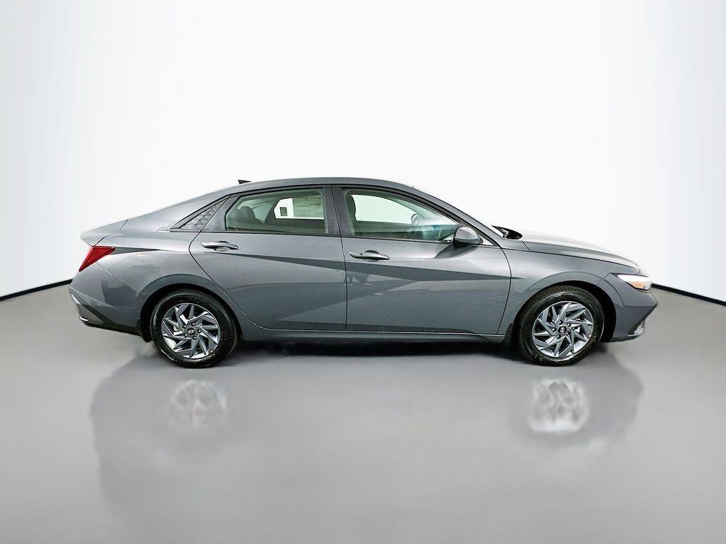 new 2025 Hyundai ELANTRA HEV car, priced at $27,305