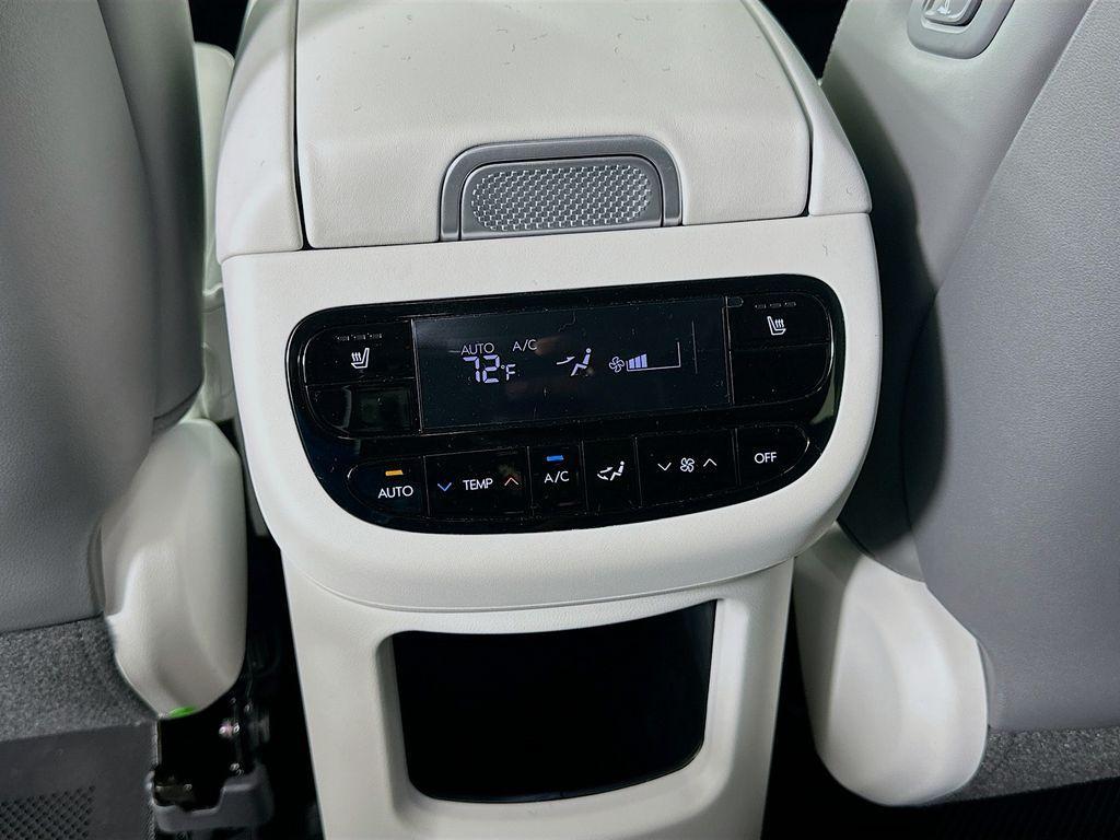 new 2026 Hyundai IONIQ 9 car, priced at $69,135