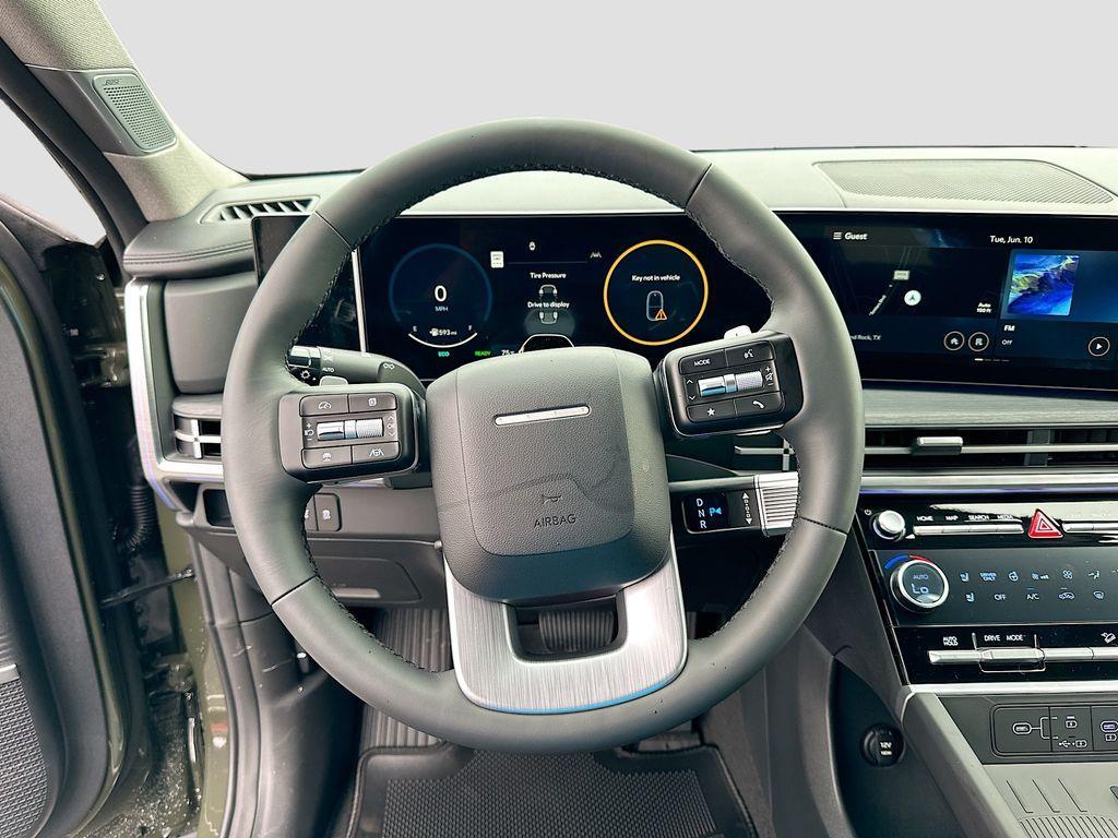 new 2025 Hyundai SANTA FE HEV car, priced at $47,000