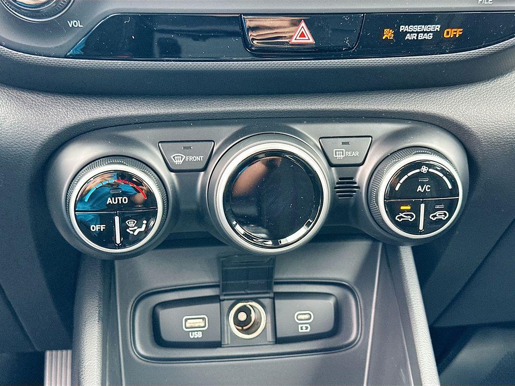 new 2025 Hyundai Venue car, priced at $24,165