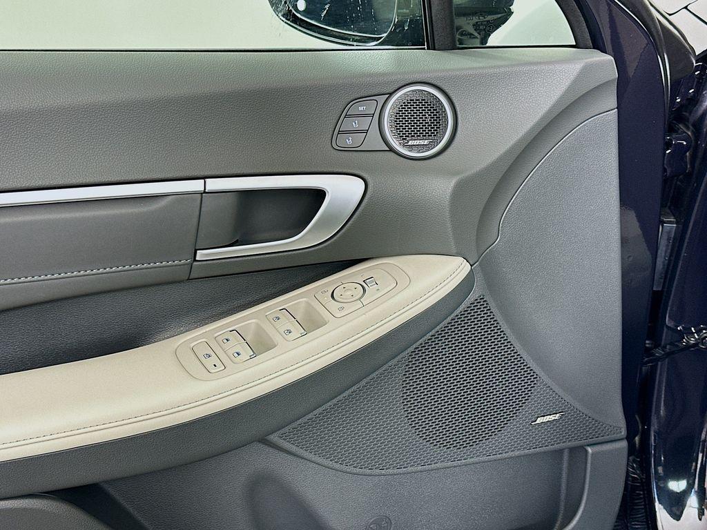 new 2025 Hyundai Sonata Hybrid car, priced at $39,500