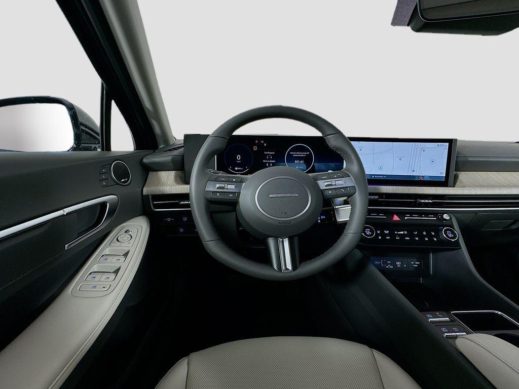 new 2025 Hyundai Sonata Hybrid car, priced at $39,500