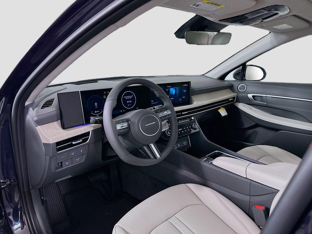 new 2025 Hyundai Sonata Hybrid car, priced at $39,500