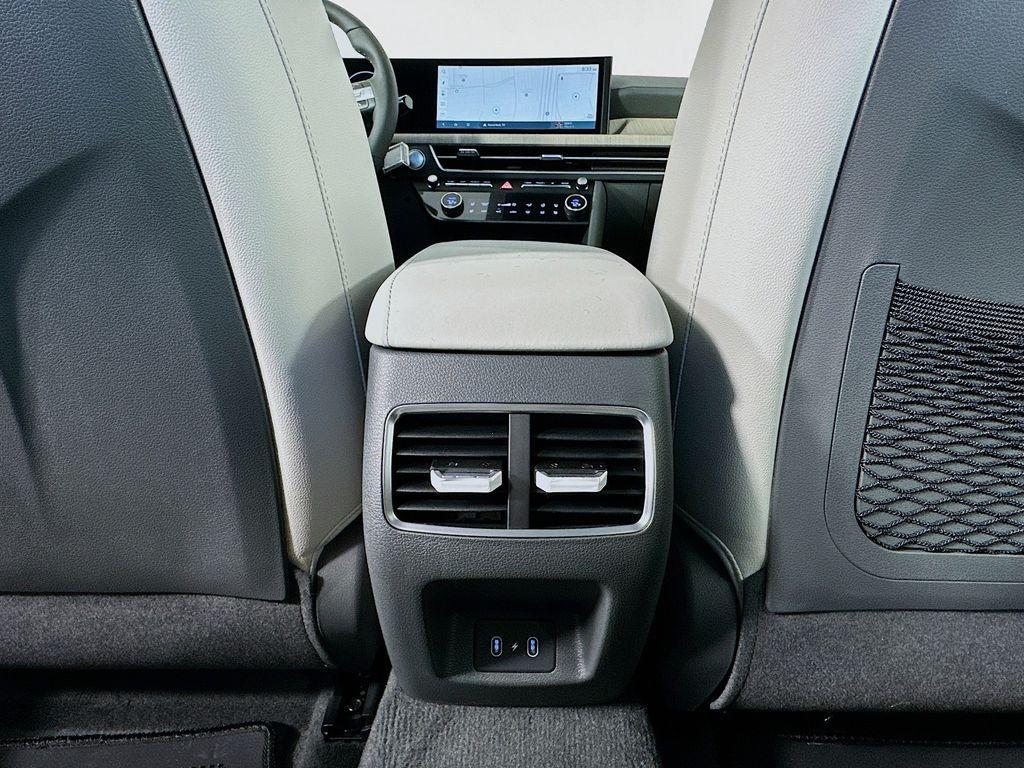 new 2025 Hyundai Sonata Hybrid car, priced at $39,500