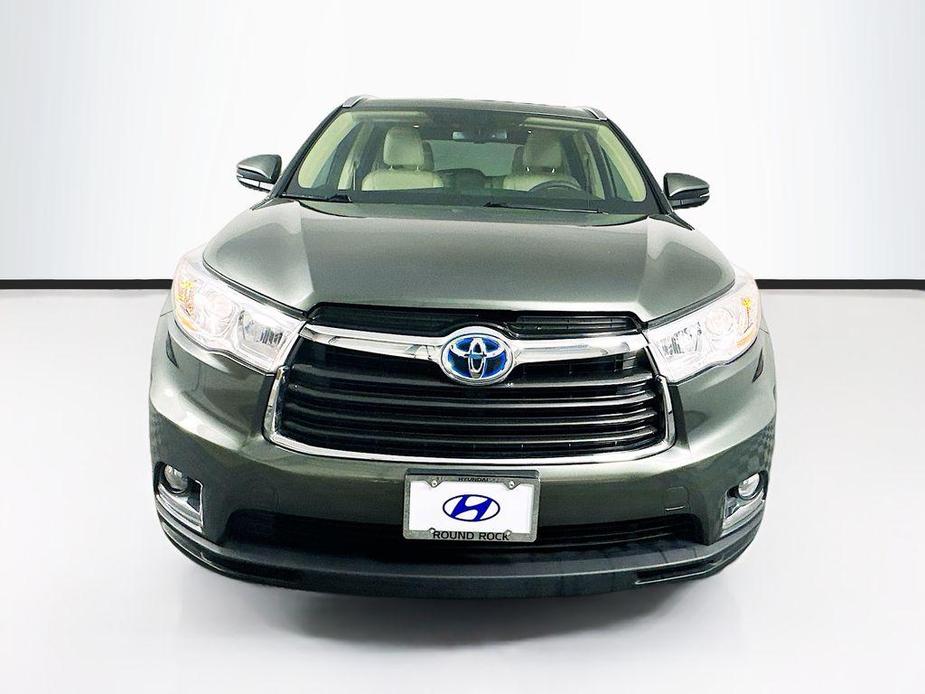 used 2016 Toyota Highlander Hybrid car, priced at $25,899