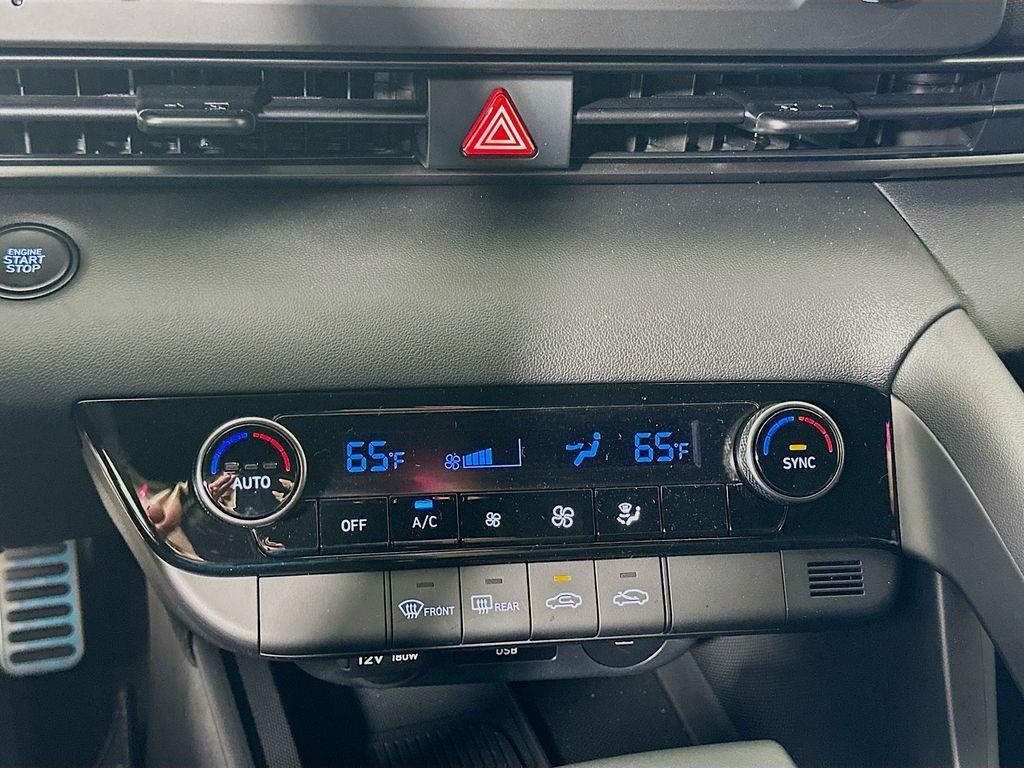 new 2025 Hyundai Elantra car, priced at $25,135