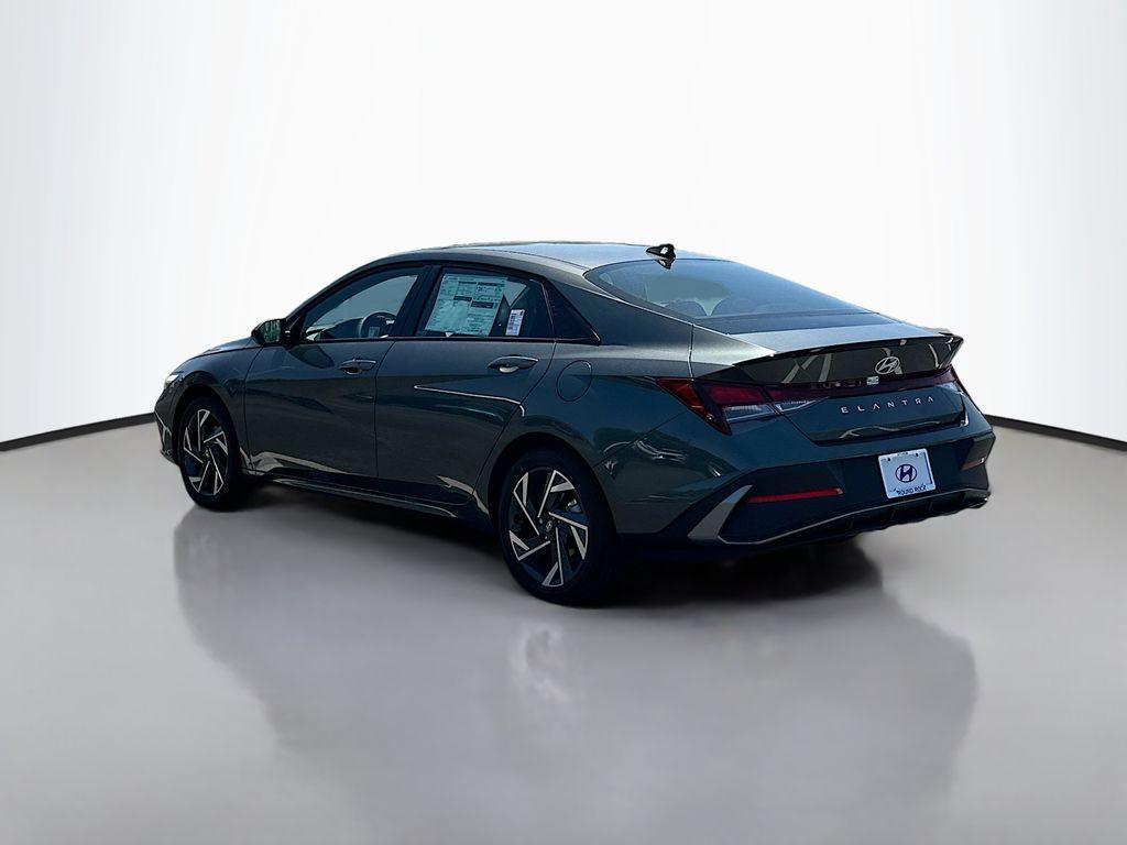 new 2025 Hyundai Elantra car, priced at $25,035