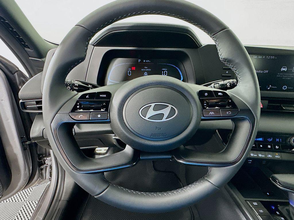 new 2025 Hyundai Elantra car, priced at $24,665