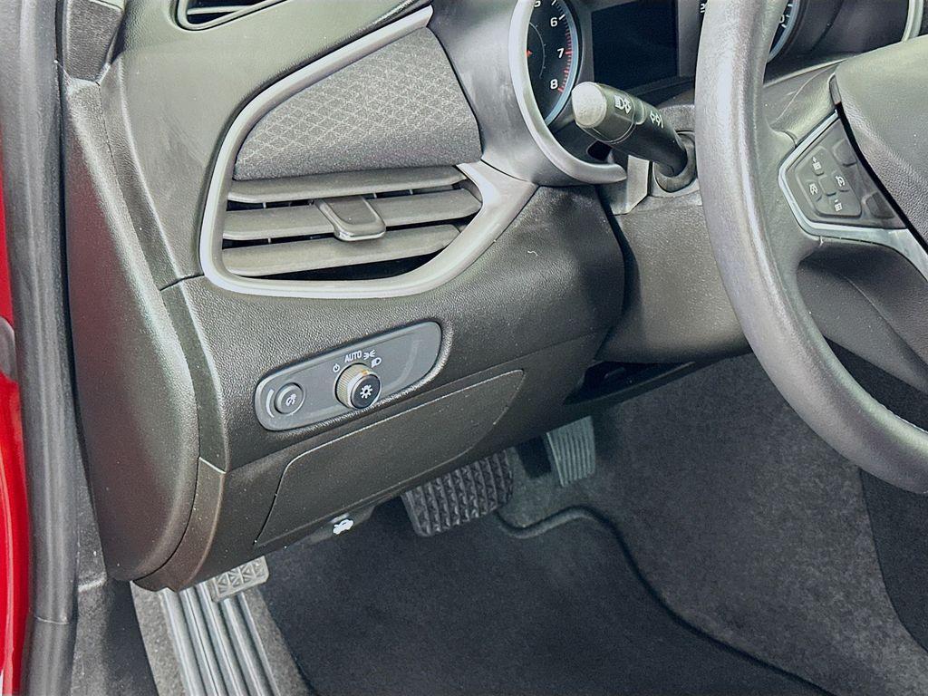 used 2021 Chevrolet Malibu car, priced at $17,384