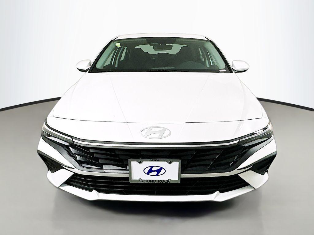 new 2025 Hyundai Elantra HEV car, priced at $27,210