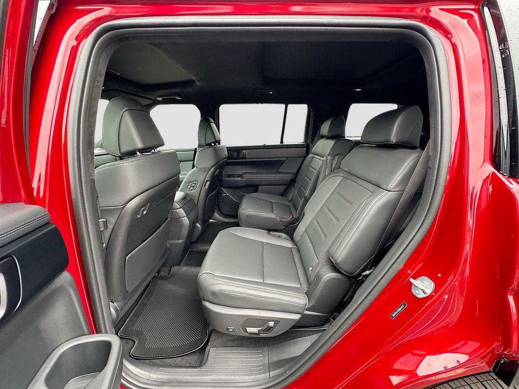 new 2025 Hyundai SANTA FE HEV car, priced at $50,684