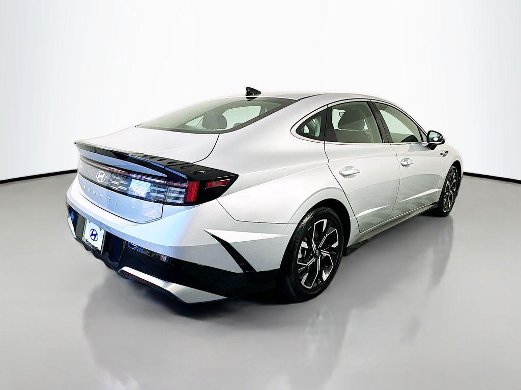 used 2024 Hyundai Sonata car, priced at $20,886