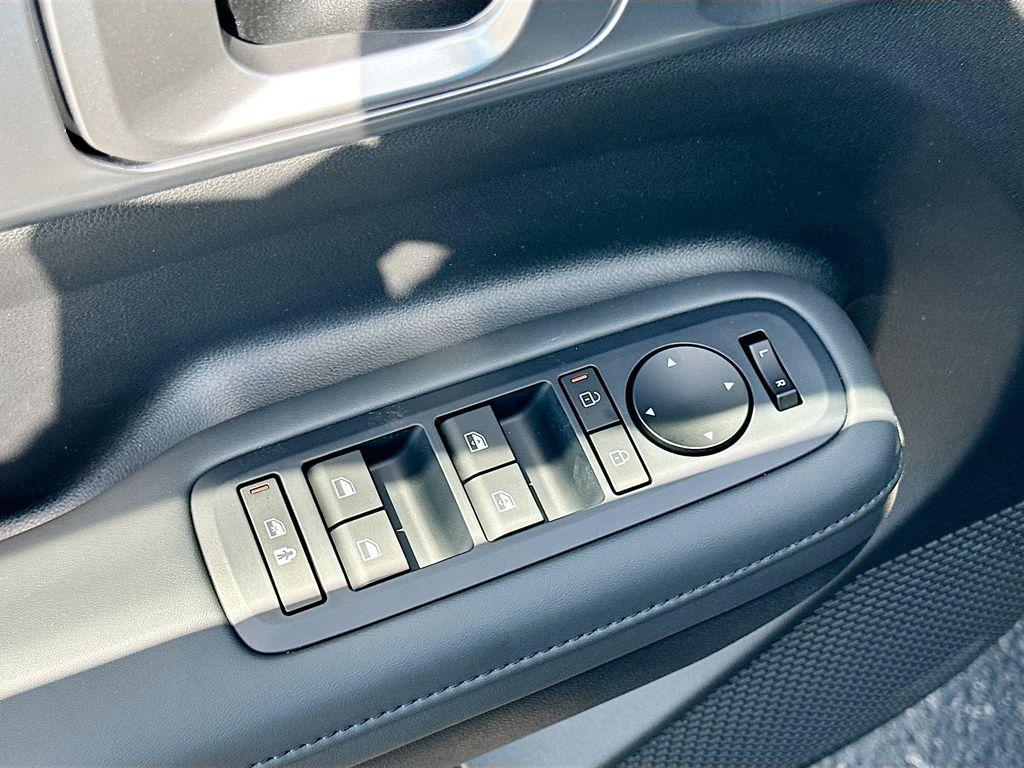 new 2025 Hyundai Santa Fe car, priced at $38,985