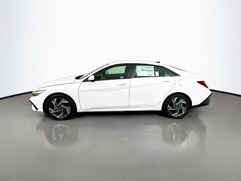 new 2025 Hyundai Elantra car, priced at $27,705