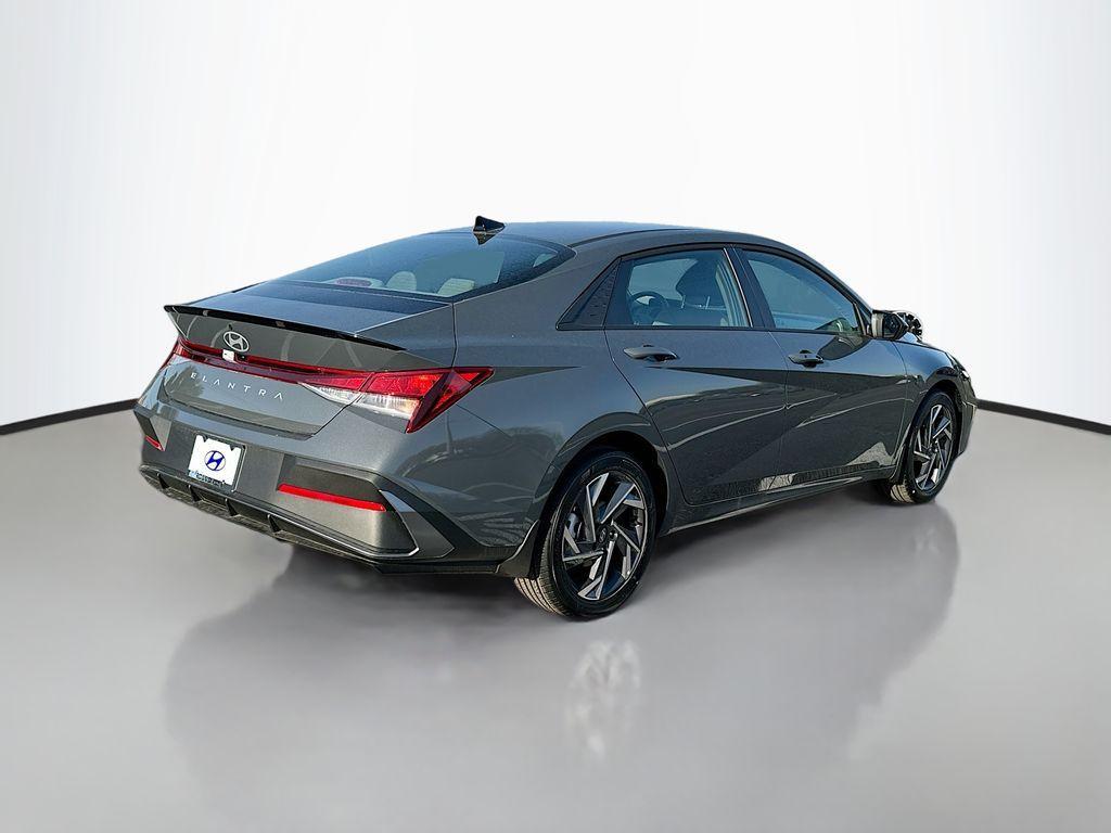 new 2025 Hyundai Elantra car, priced at $24,885