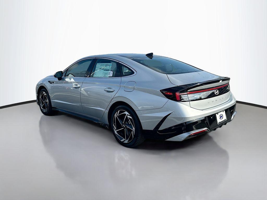 new 2025 Hyundai Sonata car, priced at $32,875