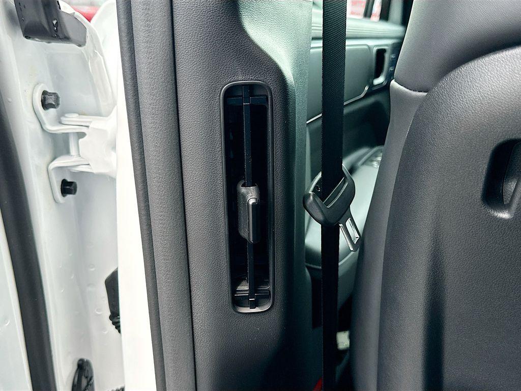 new 2025 Hyundai SANTA FE HEV car, priced at $52,520