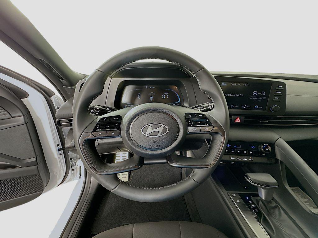 new 2025 Hyundai Elantra car, priced at $25,235