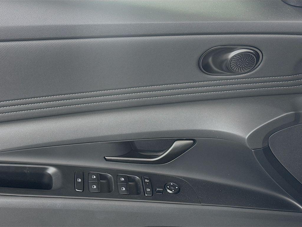 new 2025 Hyundai Elantra car, priced at $25,235