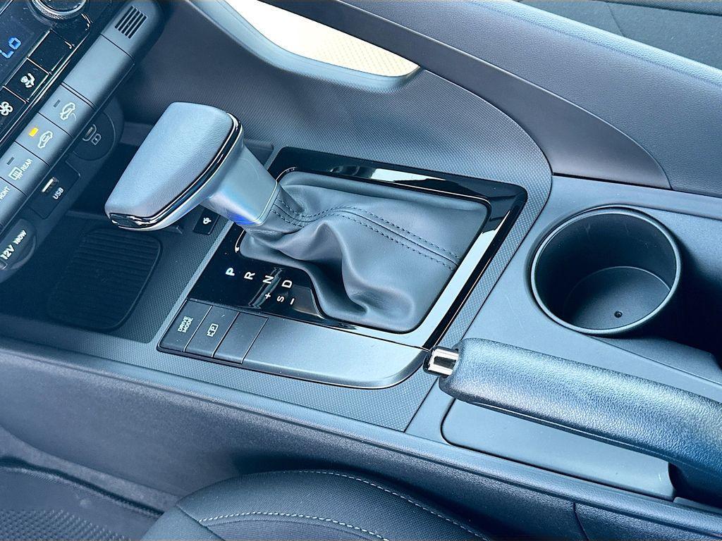 new 2025 Hyundai Elantra car, priced at $25,535