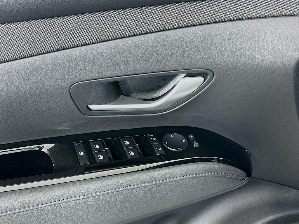 used 2025 Hyundai SANTA CRUZ car, priced at $38,536