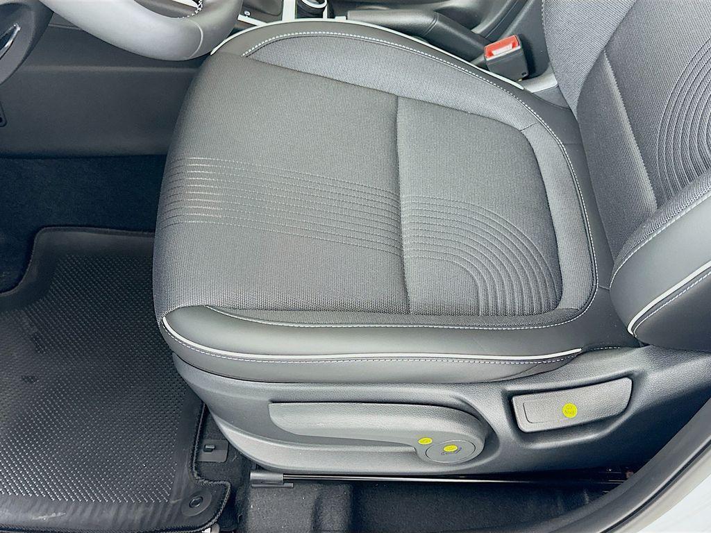 new 2025 Hyundai Venue car, priced at $25,695