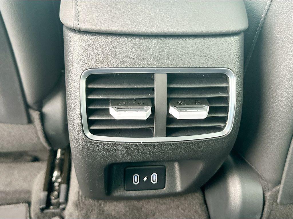 new 2025 Hyundai Sonata Hybrid car, priced at $39,475