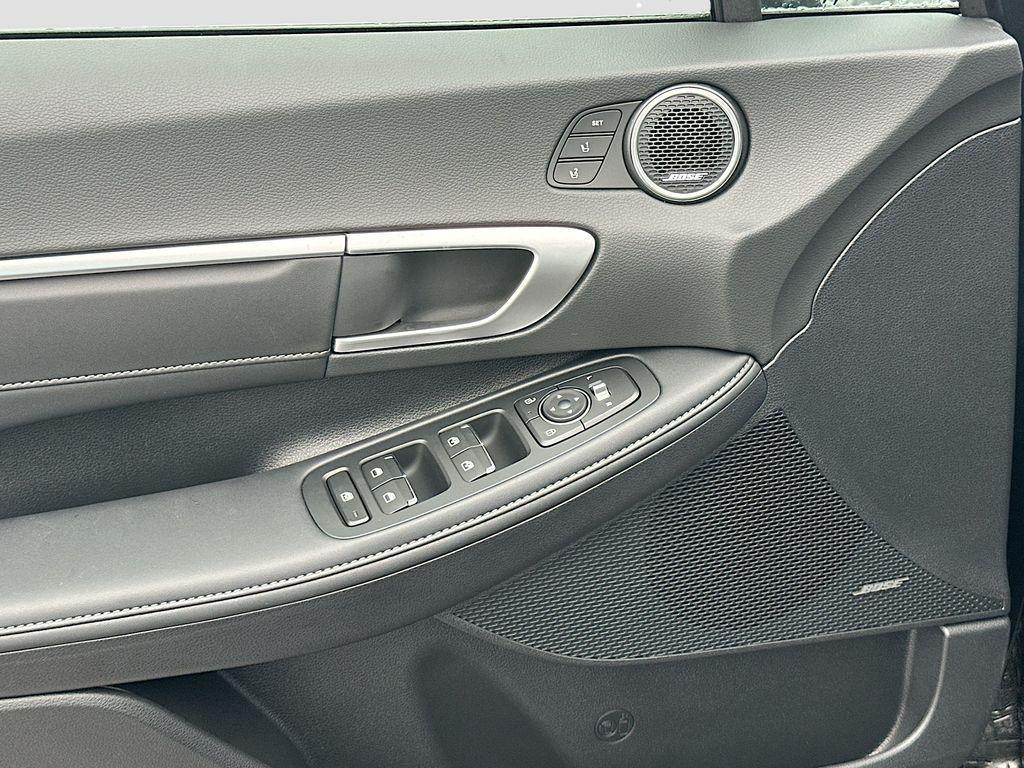 new 2025 Hyundai Sonata Hybrid car, priced at $39,475