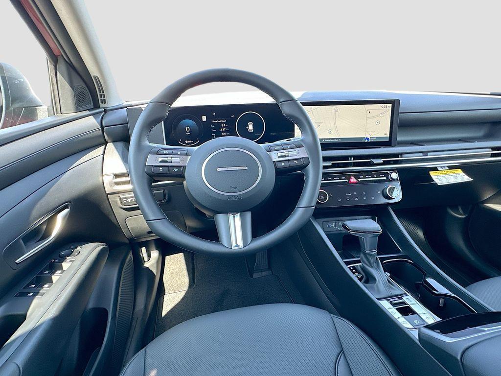 new 2025 Hyundai Tucson car, priced at $35,784