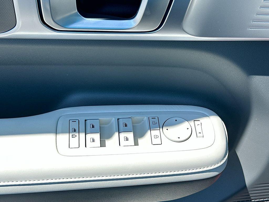 new 2025 Hyundai Santa Fe car, priced at $39,405