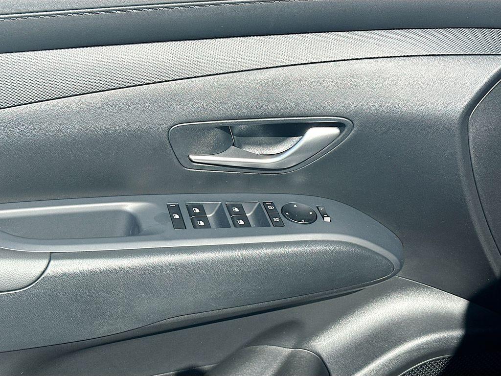 new 2025 Hyundai Tucson car, priced at $32,905