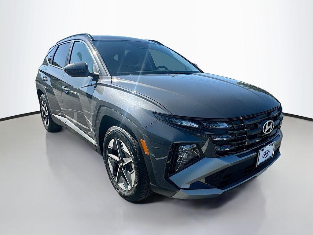 new 2025 Hyundai Tucson car, priced at $32,905