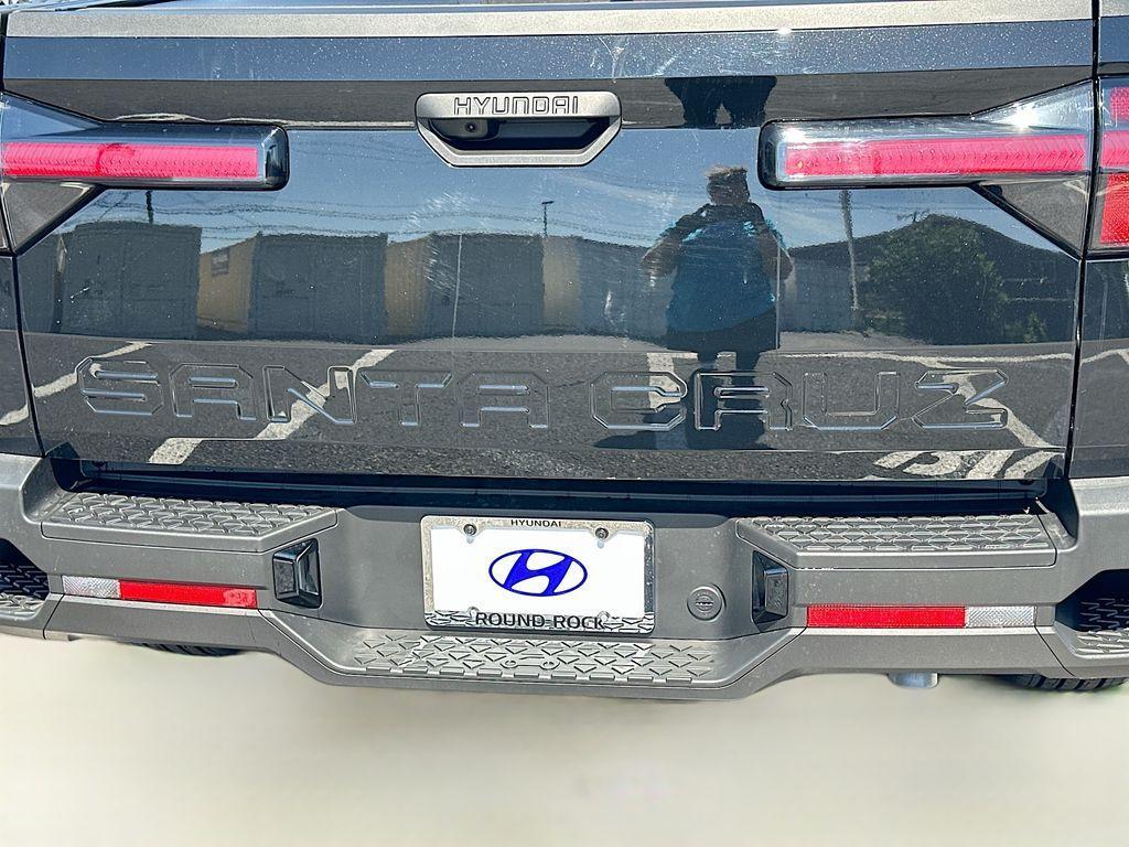new 2025 Hyundai SANTA CRUZ car, priced at $35,420