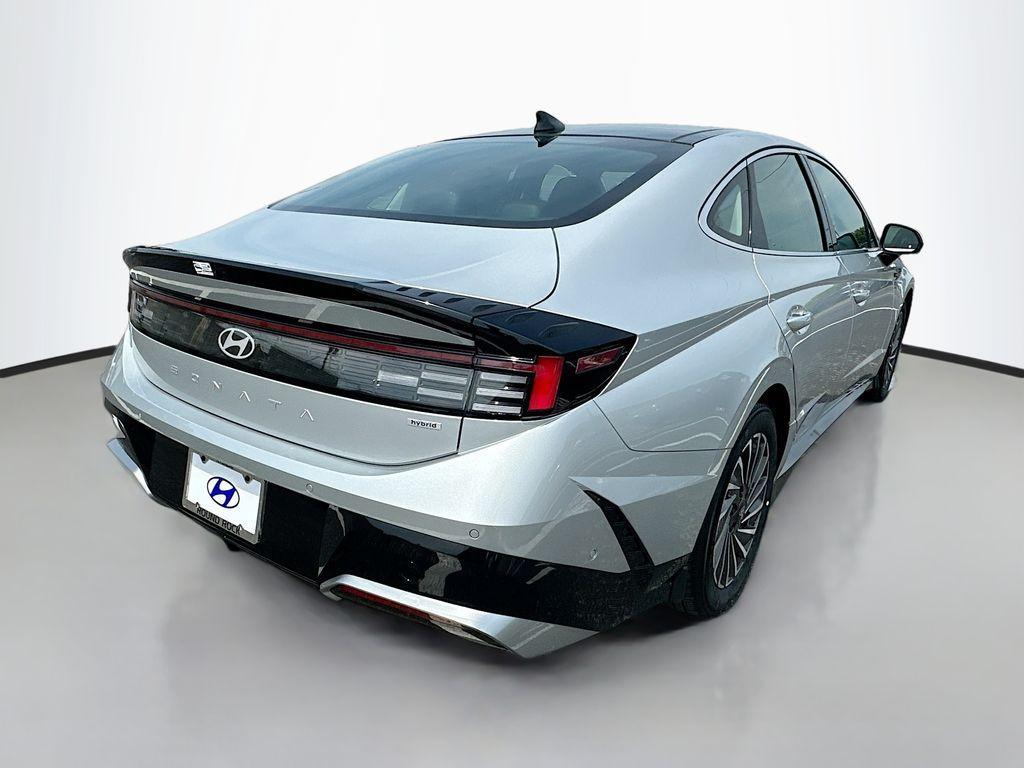 new 2025 Hyundai Sonata Hybrid car, priced at $39,460