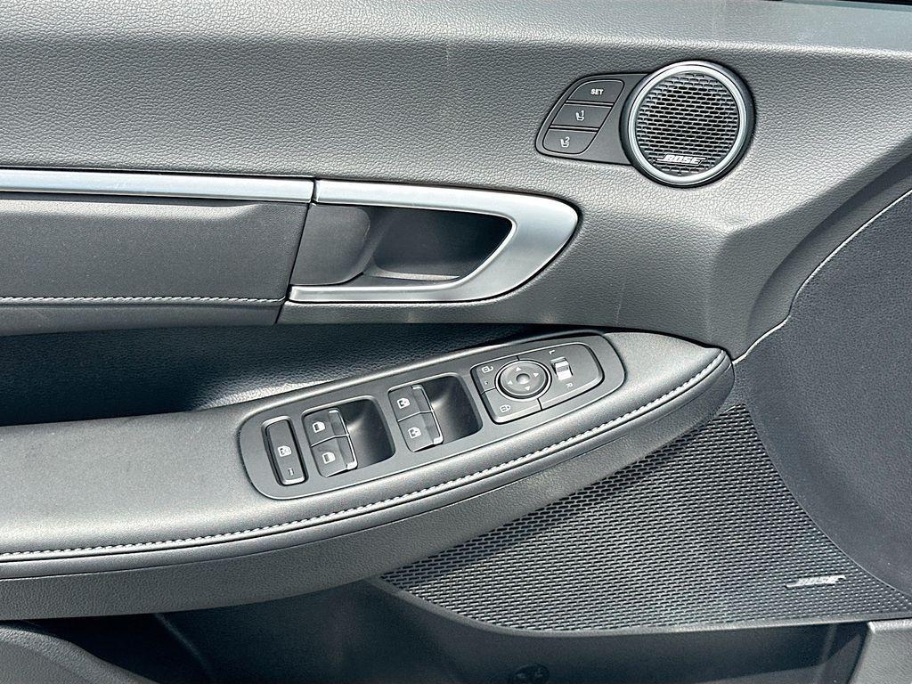 new 2025 Hyundai Sonata Hybrid car, priced at $39,460