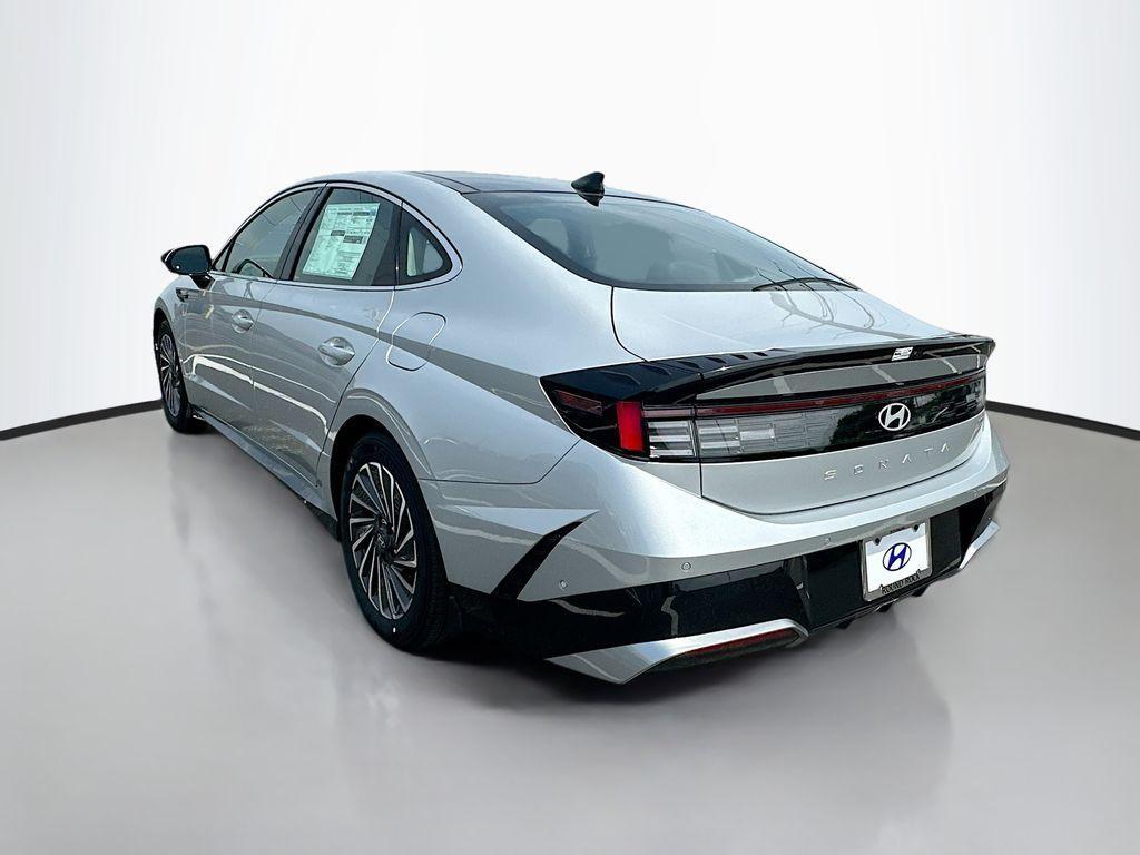 new 2025 Hyundai Sonata Hybrid car, priced at $39,460