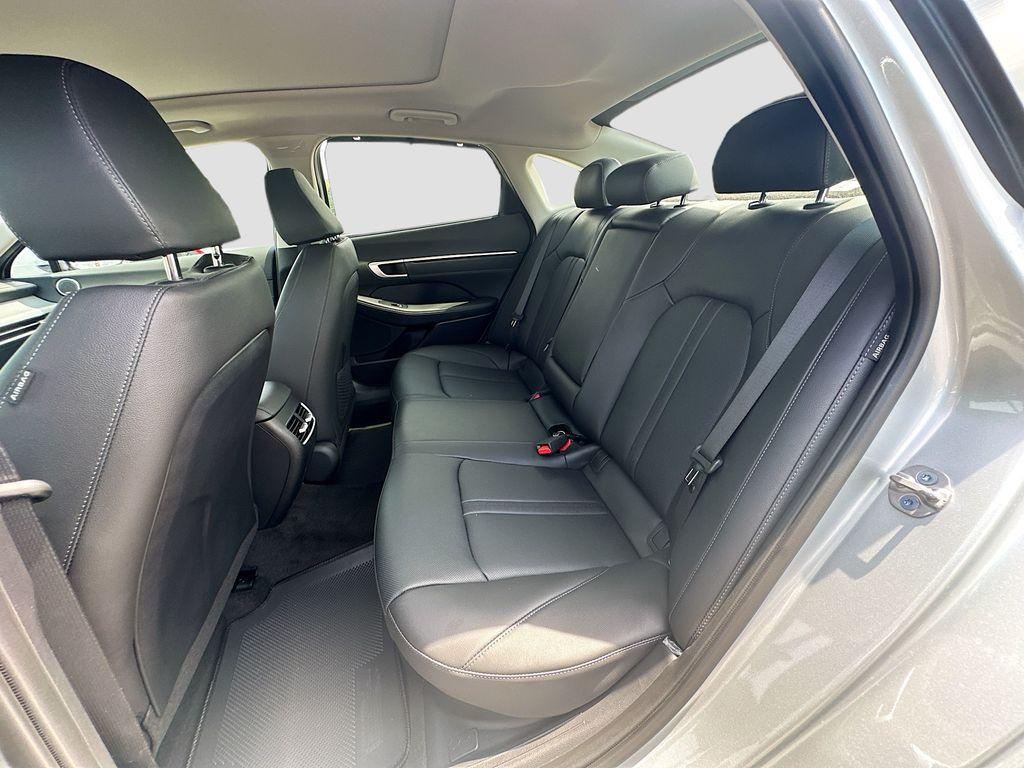 new 2025 Hyundai Sonata Hybrid car, priced at $39,460