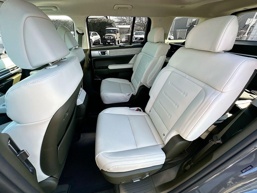 new 2025 Hyundai Santa Fe car, priced at $50,875