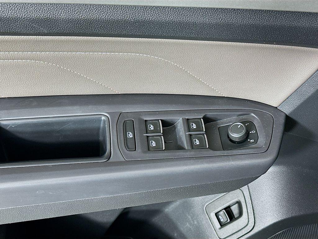used 2021 Volkswagen Atlas car, priced at $23,015