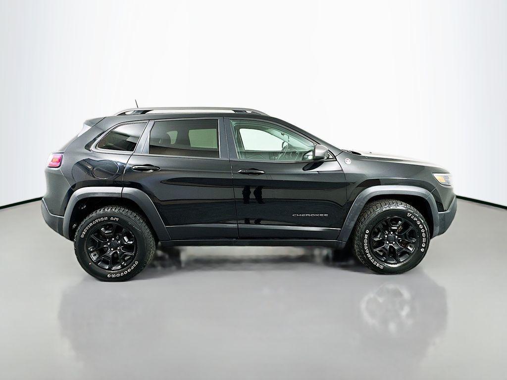 used 2019 Jeep Cherokee car, priced at $20,999