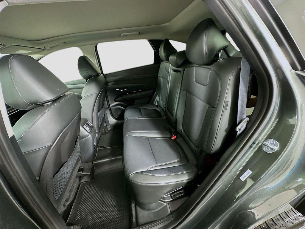 new 2025 Hyundai TUCSON Hybrid car, priced at $43,980