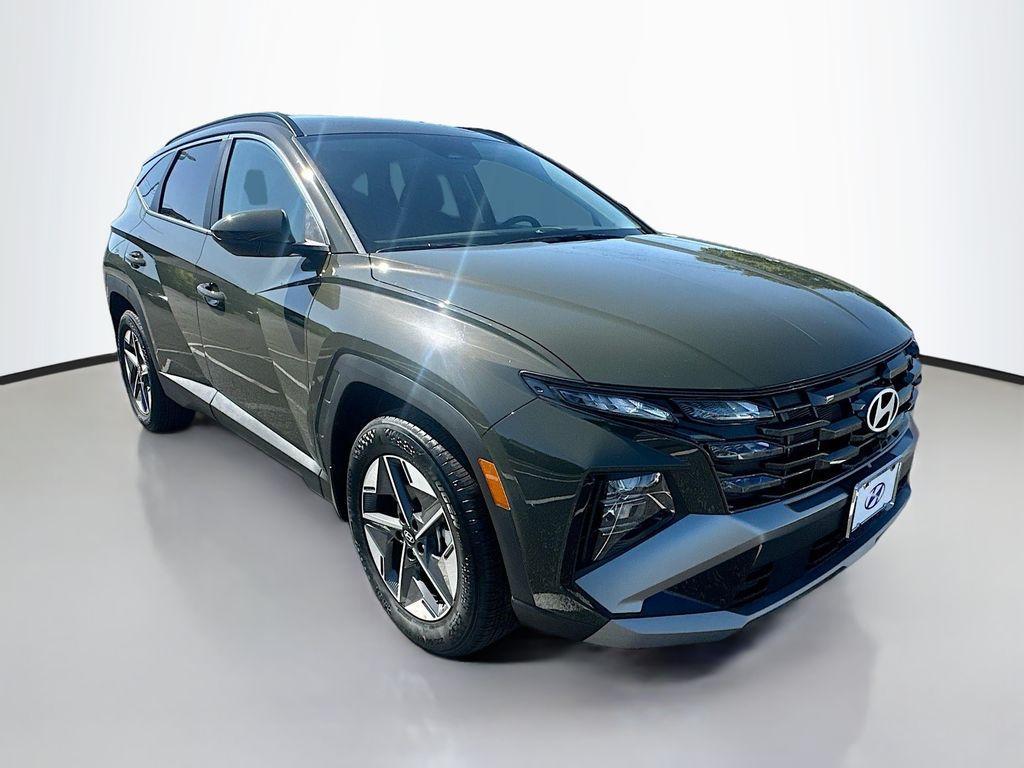 new 2025 Hyundai Tucson car, priced at $32,895