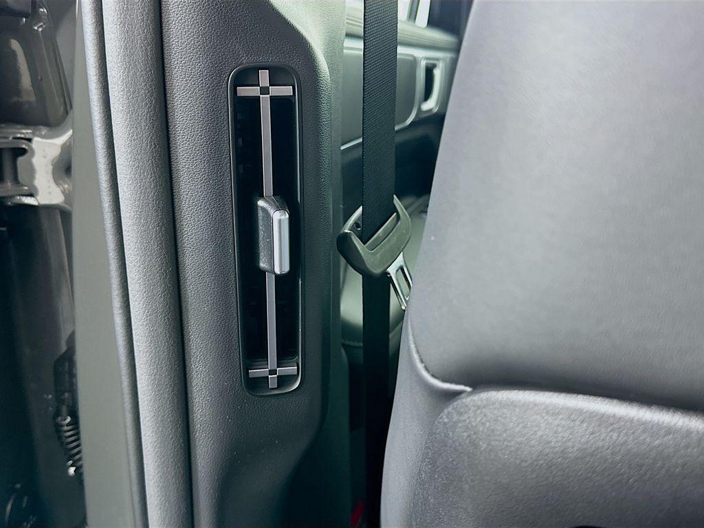 new 2025 Hyundai Santa Fe car, priced at $38,925